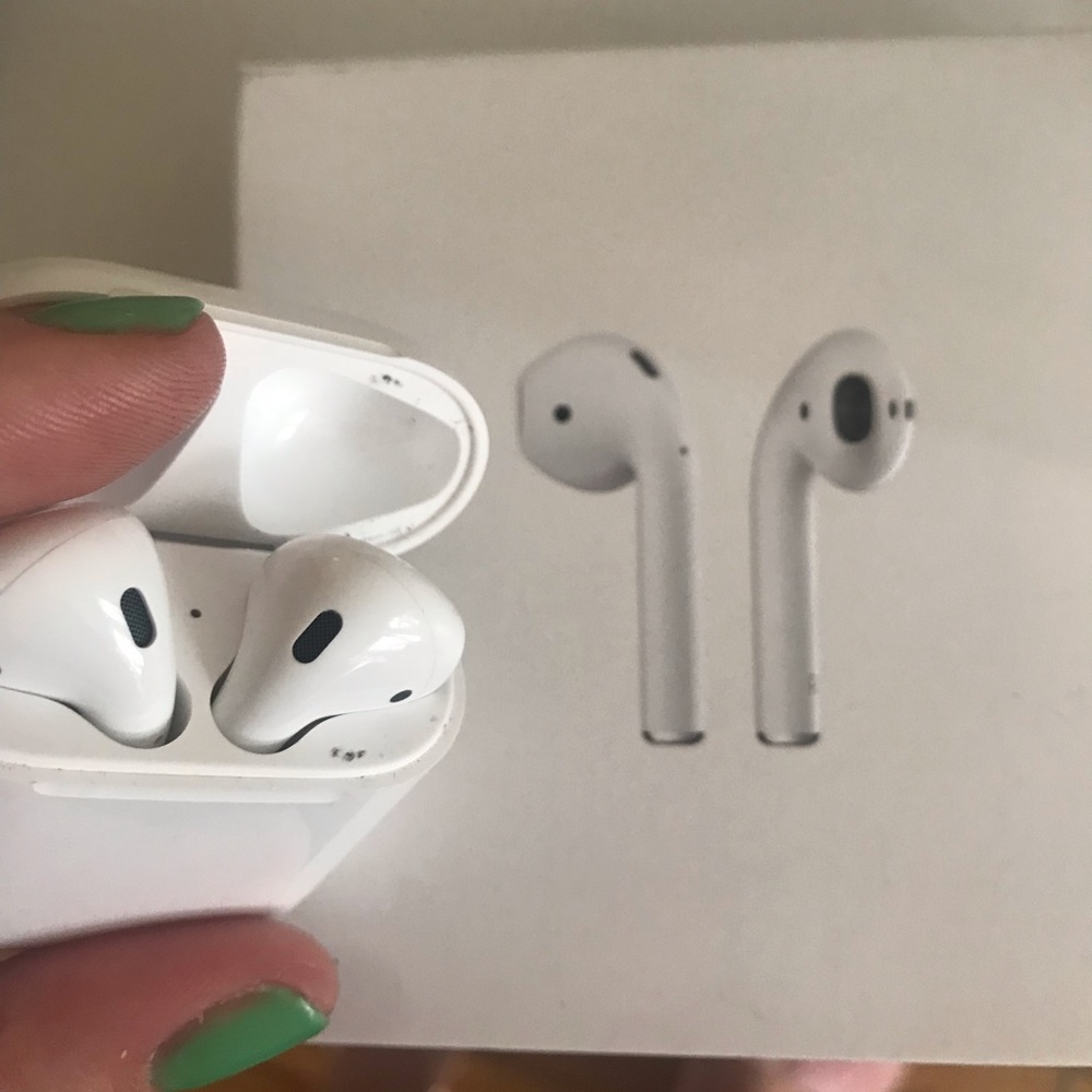 Air pods